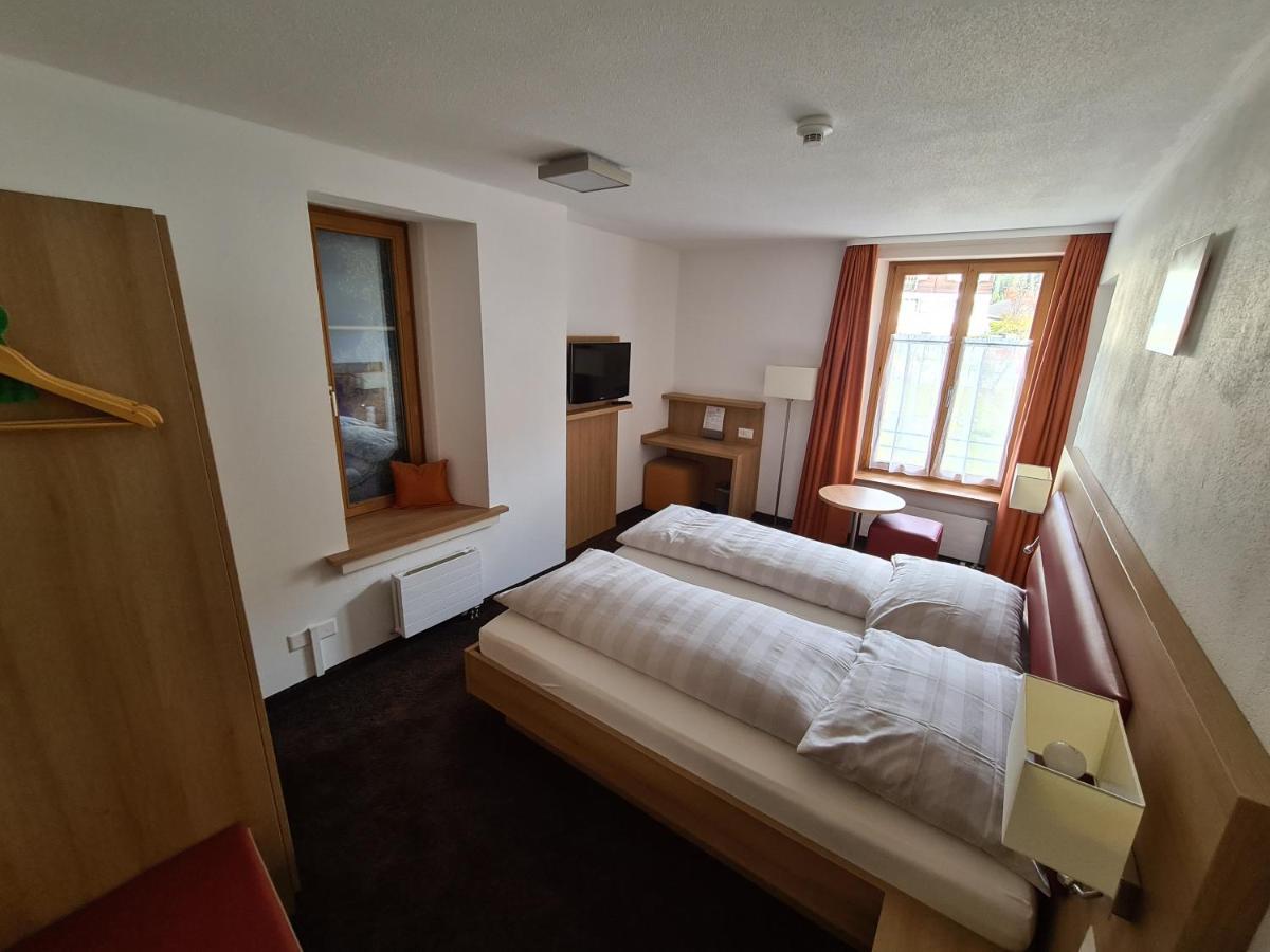 Hotel Staetzerhorn Parpan Buitenkant foto
