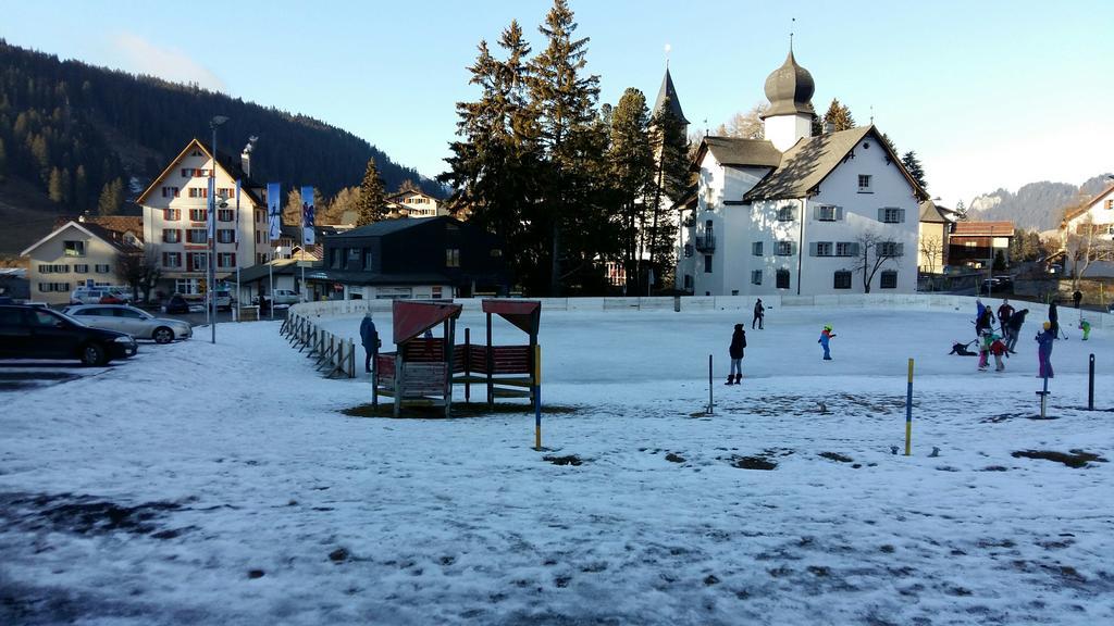 Hotel Staetzerhorn Parpan Buitenkant foto