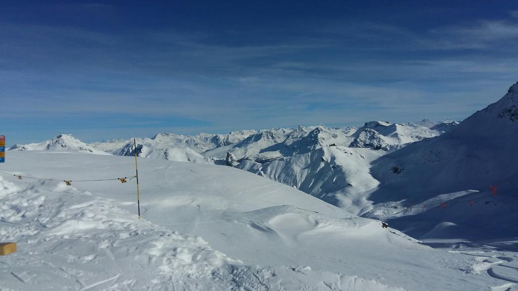 Hotel Staetzerhorn Parpan Buitenkant foto